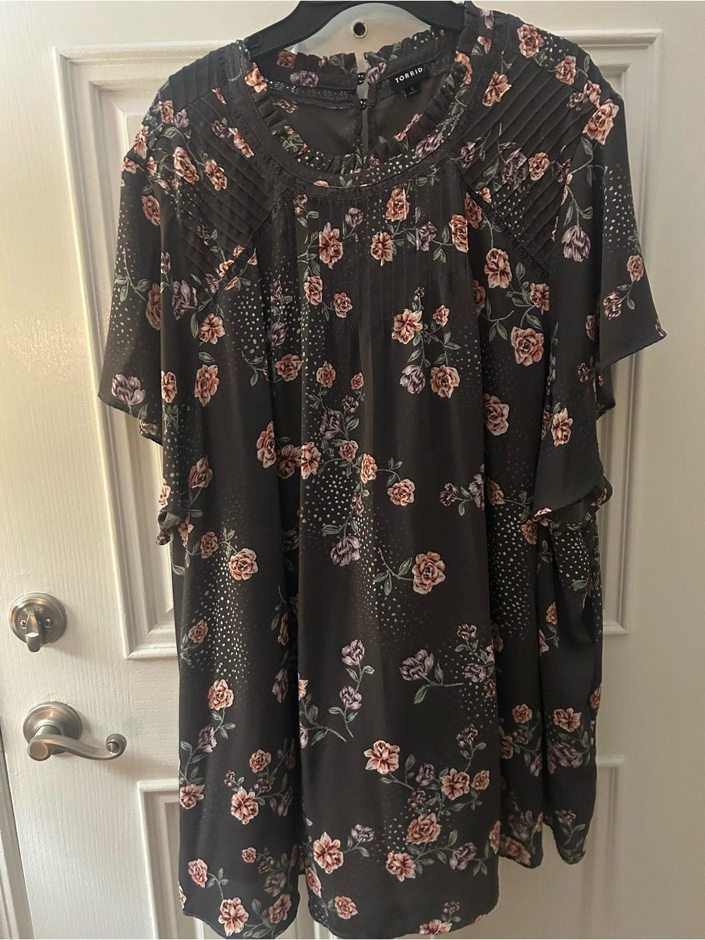 Torrid Black Floral Pleated Tunic